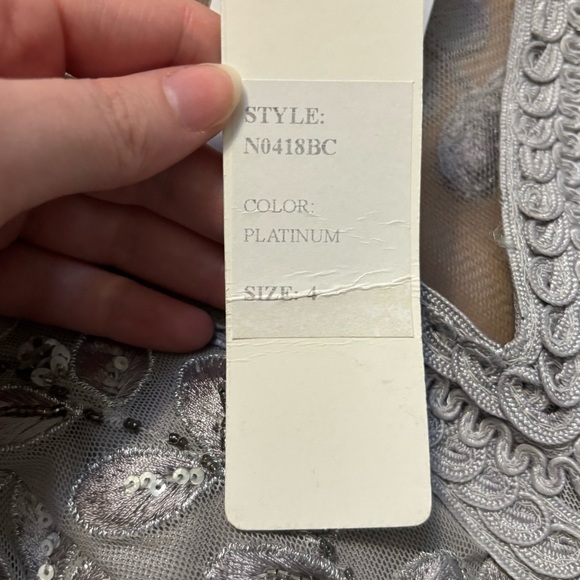 Sue Wong Nocturne Beaded Cocktail Dress New Tags Size 4 Silver Gray Vintage - Picture 6 of 6